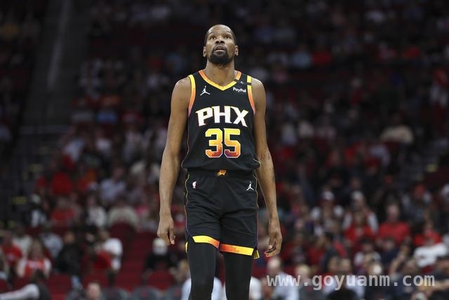 杜兰特赛场表现与乌度卡眼中的他 NBA激战:太阳折戟,乌度卡谈杜兰特的独特魅力-果源资讯